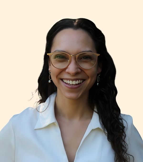 Riann Pena, Therapist