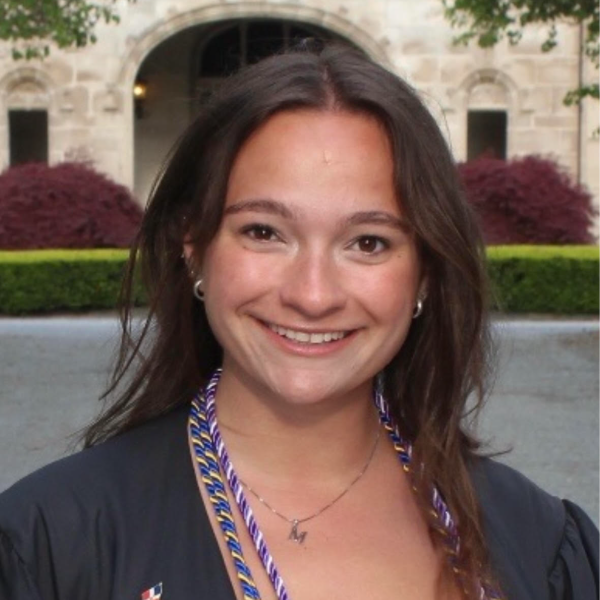 Mia Farley, Therapist