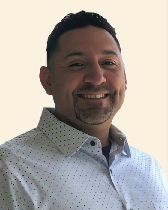 Manuel Paul Leiva Jr., Therapist