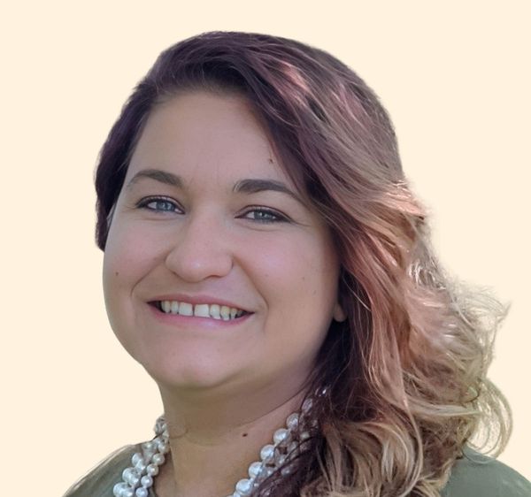 Brittany Schwarten, Therapist