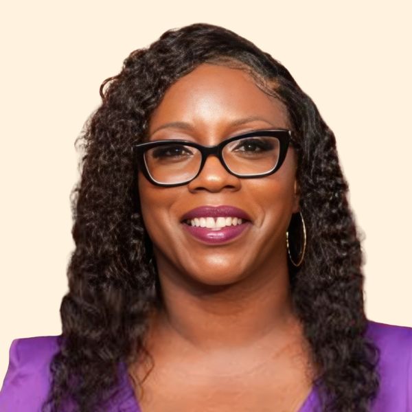Samantha McGirt, Therapist