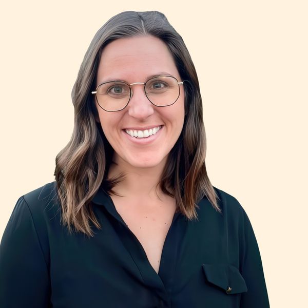 Alyssa Fieseler, Therapist