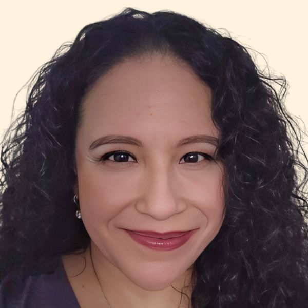 Yvonne Hinojosa, Therapist