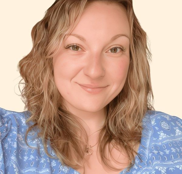 Laura Whittick, Therapist