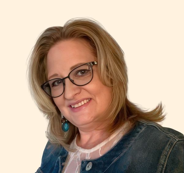Melissa Houseman, Therapist
