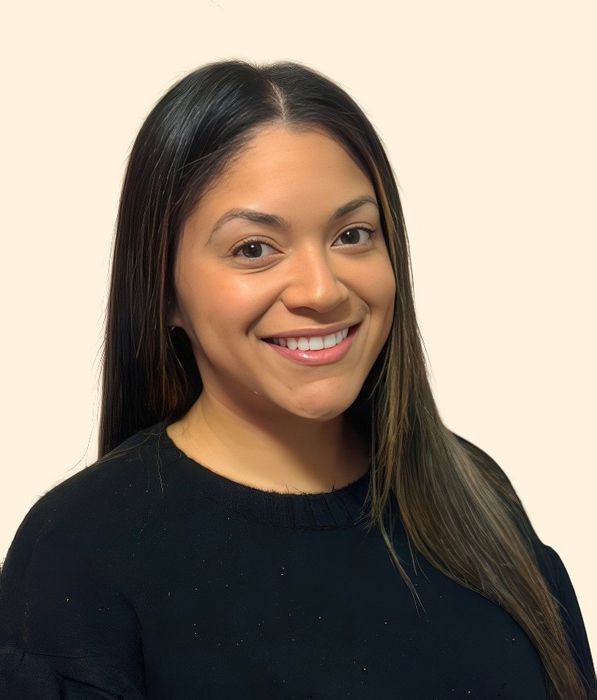 Joanna Ulloa, Therapist