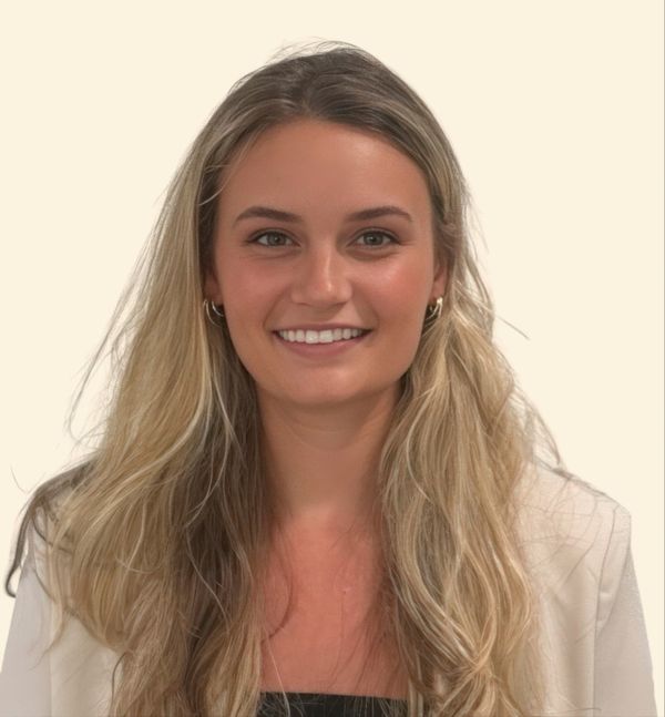 Jaclyn Mulvihill, Therapist
