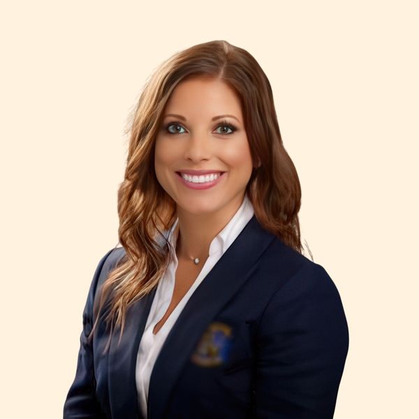 Kristine Ibrahimi, Therapist
