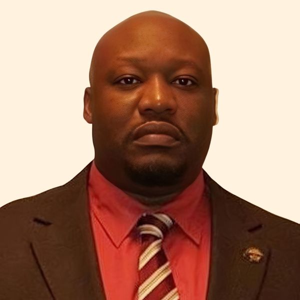 Glenn Anthony Niles jr, Therapist