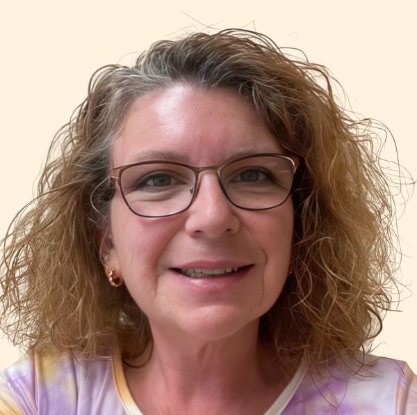 Stefanie Mann, Therapist