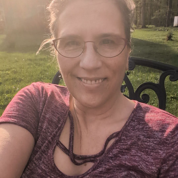 Shauna Summers, Therapist
