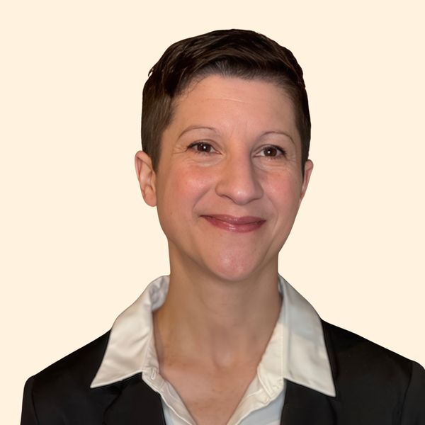 Carla D'Olio, Therapist