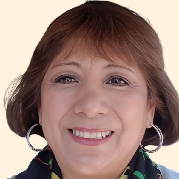 Carmen Getty, Therapist