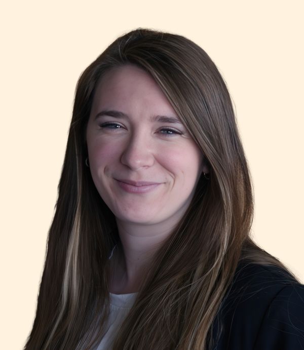 Alexandria Todd, Therapist