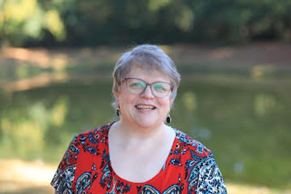 Ellen McHugh, Therapist
