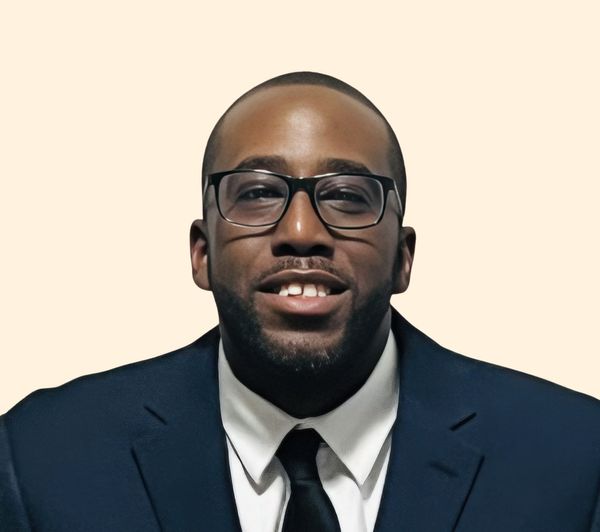 Stanley Dorelien, Therapist