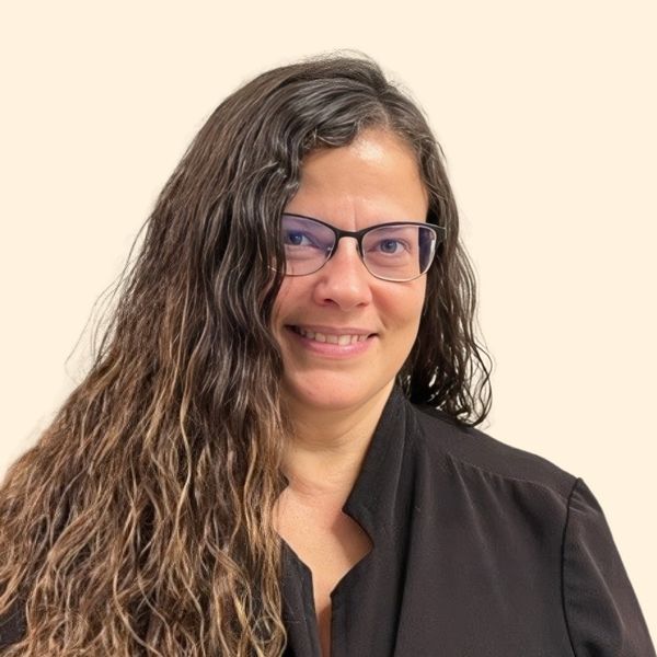 Mistie Drews, Therapist
