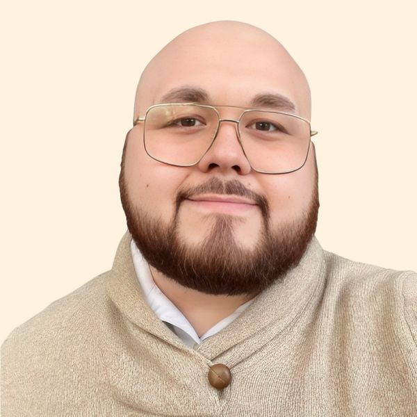 Kaleb Pollum, Therapist