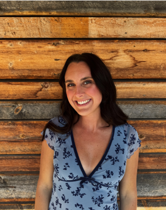 Jasmin Robbins, Therapist