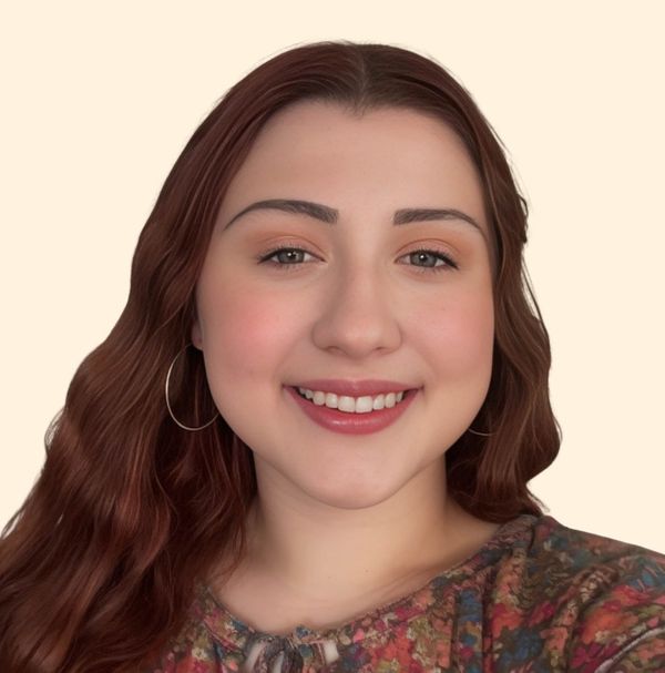 Bailey Cobb, Therapist