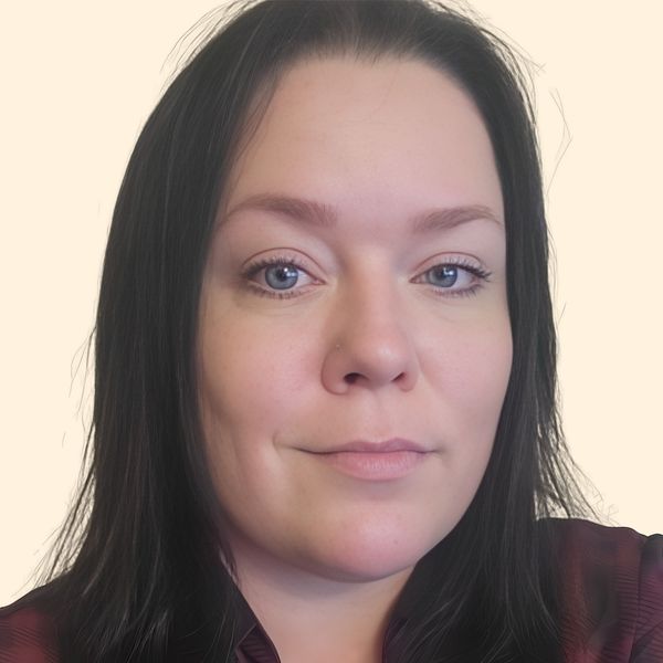 Jessica Caruana, Therapist