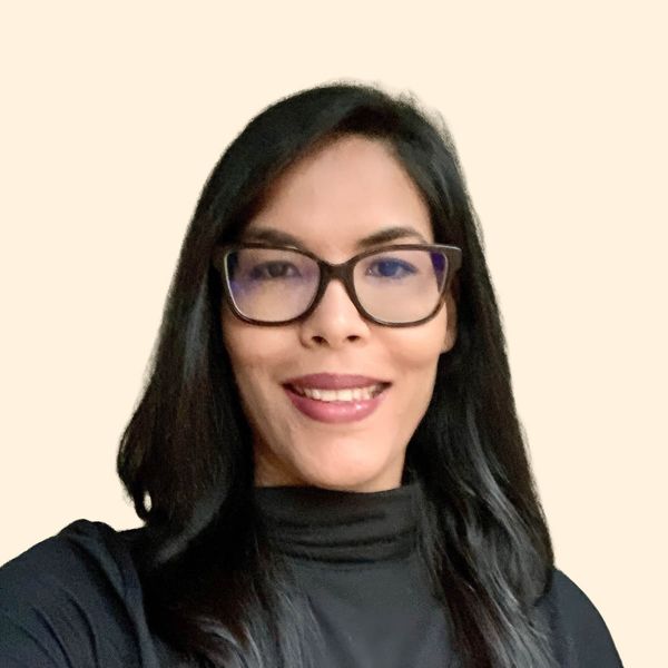 Deborah Pirv, Therapist