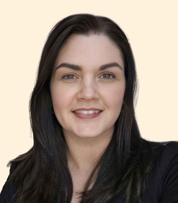 Danielle Puopolo, Therapist