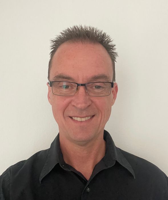 Dustin MacDonald, Psychologist