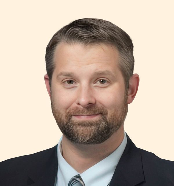 Brandon Ugolini, Therapist
