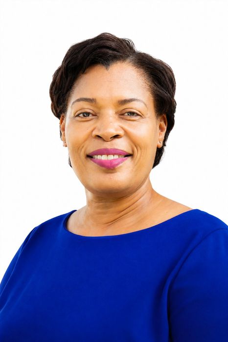 Luella LaRoche, Therapist