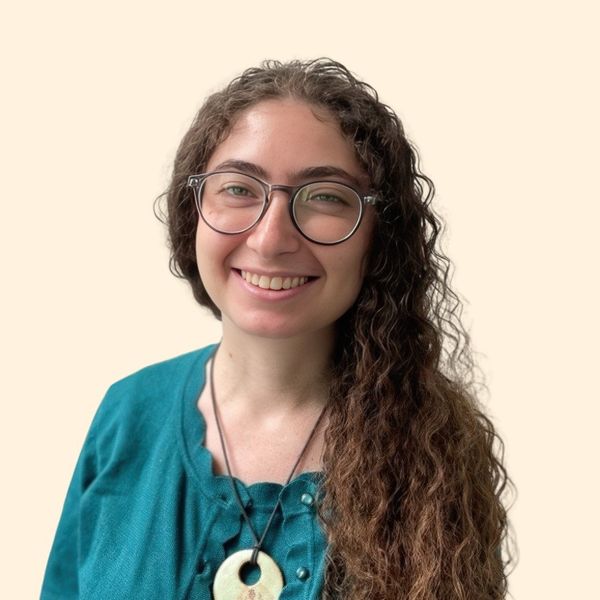 Zoe Tennenbaum, Therapist