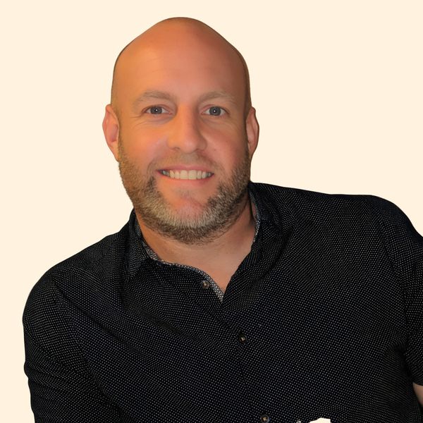 Brian Distaso, Therapist