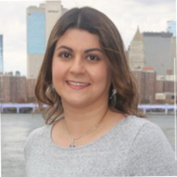Yuliana Hofstetter, Therapy Clinician