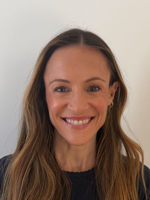 Cassandra Sica, Therapist