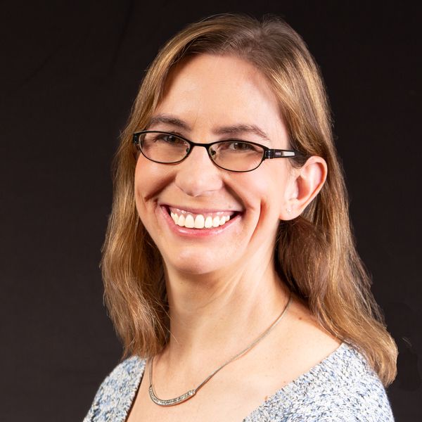 Lauren Parker, Therapist