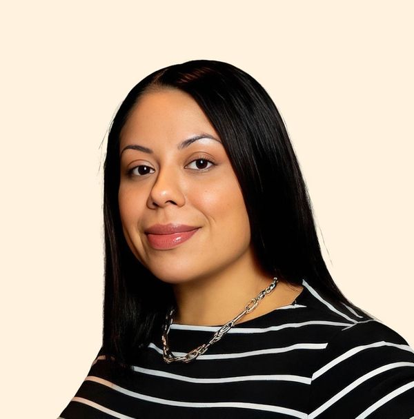 Liz Avalos, Therapy Clinician