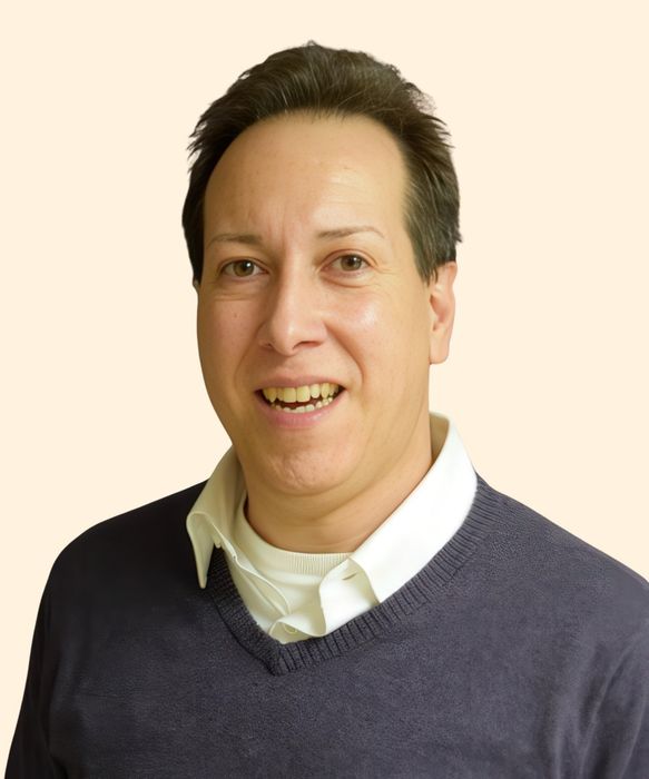 Ariel Vitali, Psychiatrist