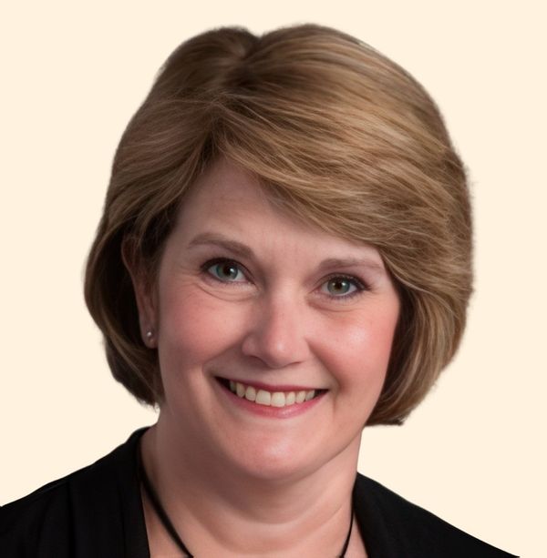 Beth Lee, Therapist