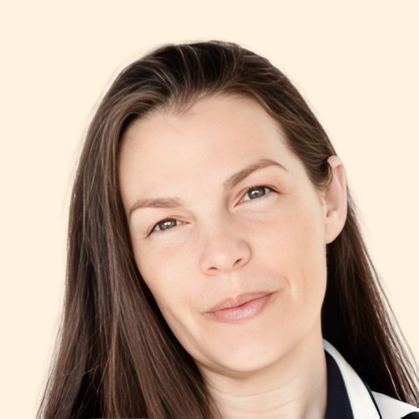 Tracy Fenech, Therapist