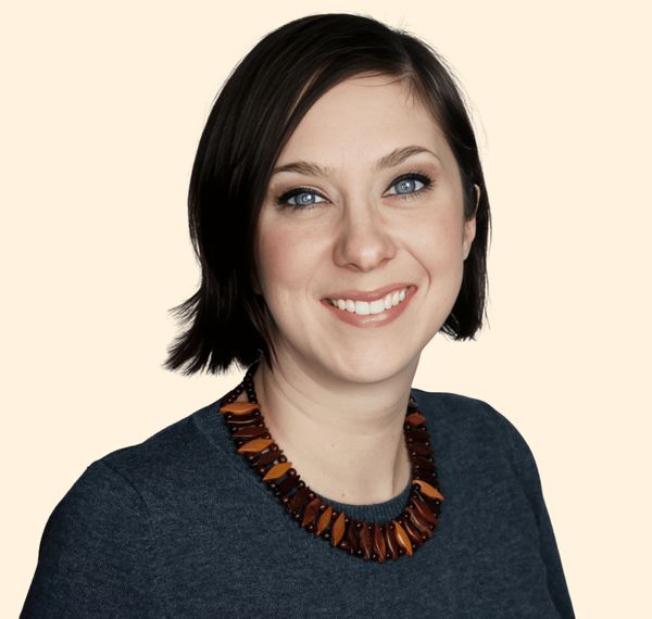 Amanda Edmiston, Therapist