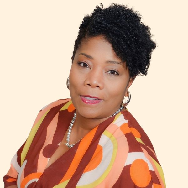 Camille Ellimac-Raheem, Therapist