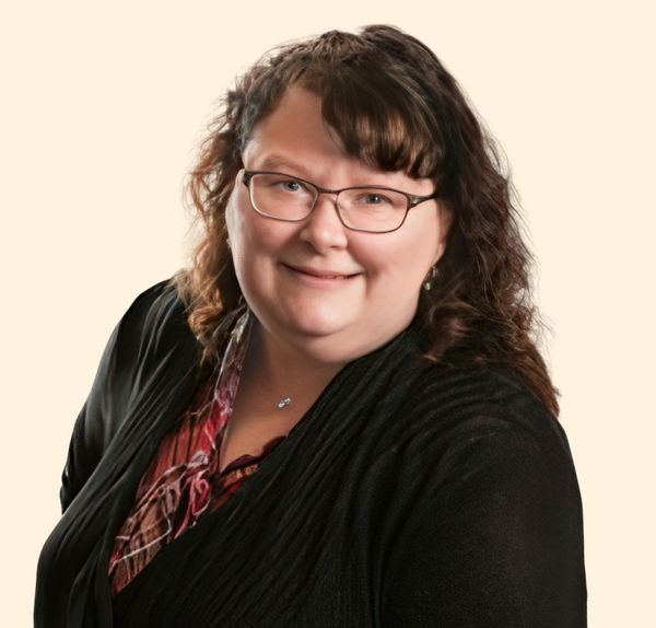 Michelle Harvey, Therapist