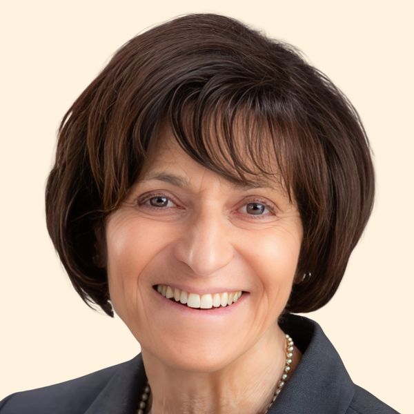 Judy Levendula, Therapist