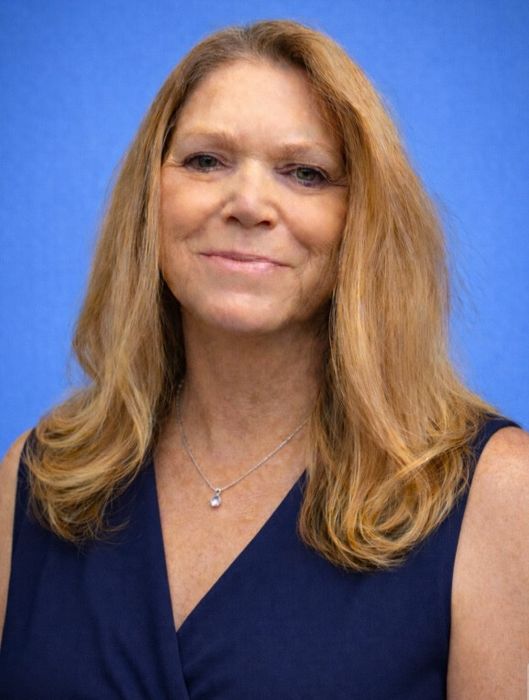 Lisa Josephs, Therapist