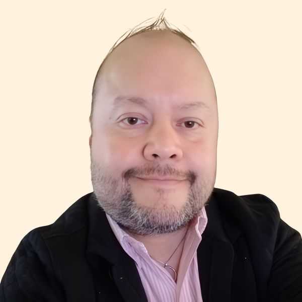 Richard Villa, Therapist