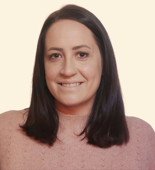 Elizabeth Arndorfer, Therapist