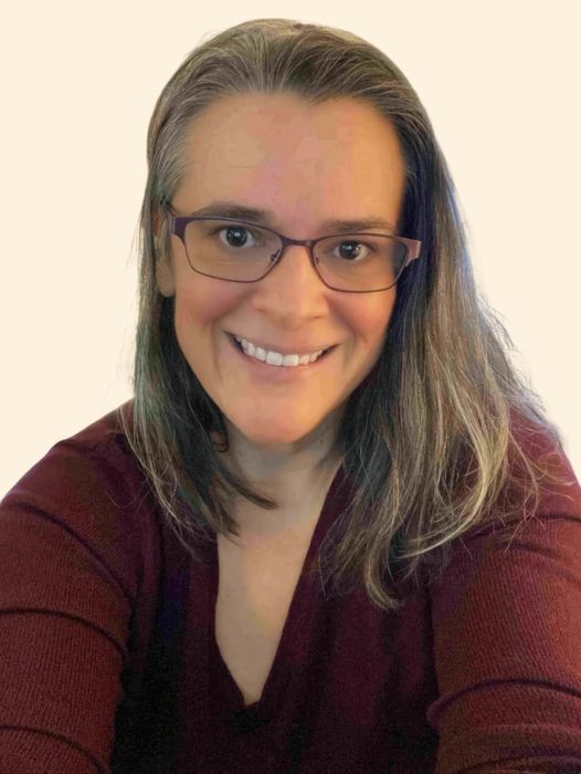Lisa Armstrong, Therapist
