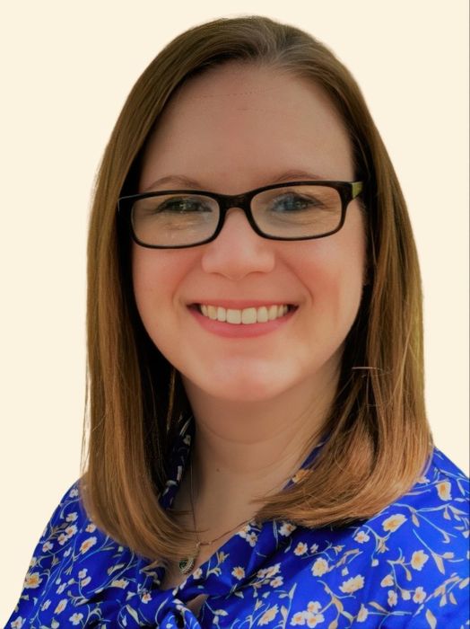 Allison Tate, Therapist