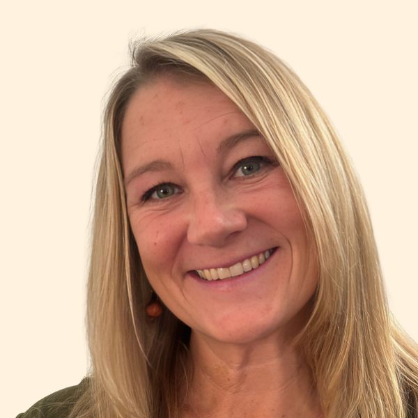 Bridget Crist, Therapist