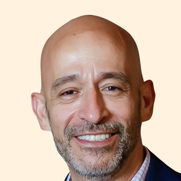 Gilberto Garcia-Torres, Therapist